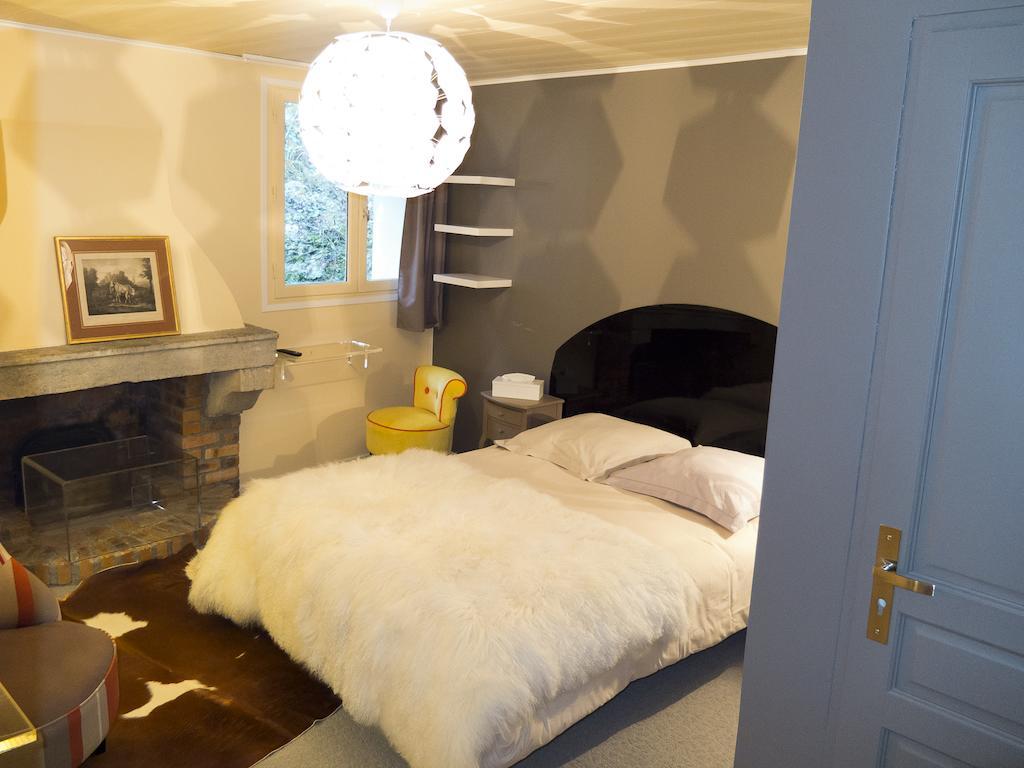 Hotel Au Fil De L'Eau - La Malate Besancon Room photo