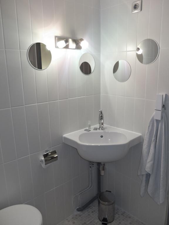 Hotel Au Fil De L'Eau - La Malate Besancon Room photo