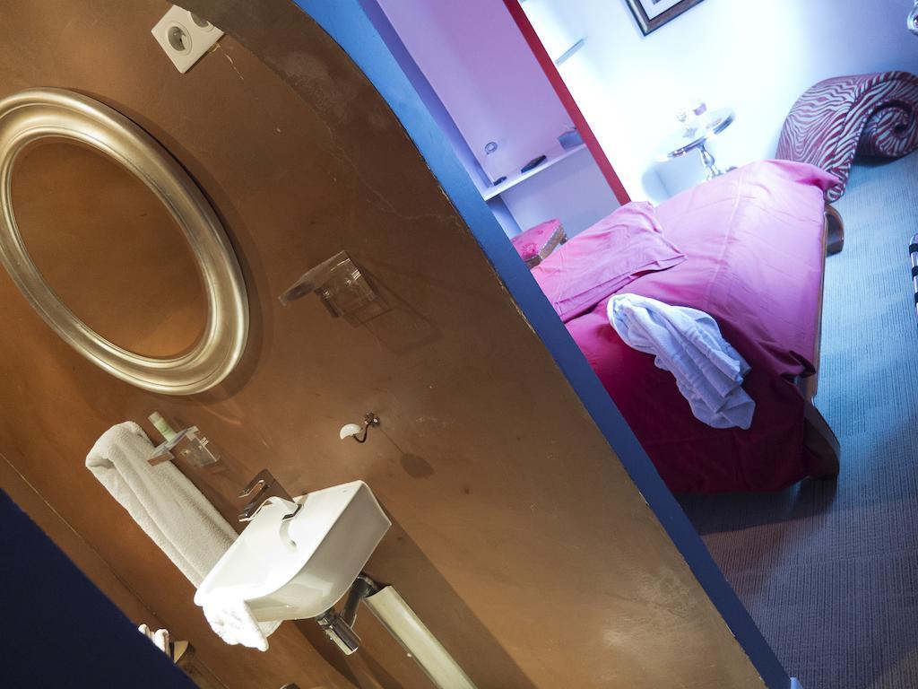 Hotel Au Fil De L'Eau - La Malate Besancon Room photo